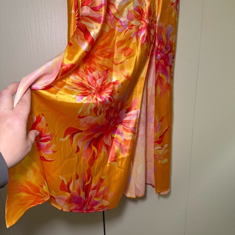 Boston Proper La Dolce Vita Floral Charmeuse Maxi Dress Size 8 - Picture 4 of 8